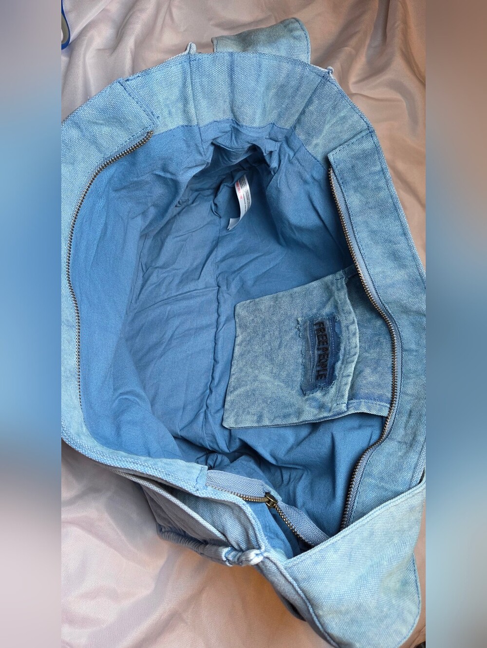 Camp Crush Sling Bag - Picture 5 of 10
